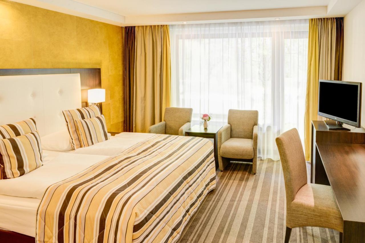 Hotel Moers Van Der Valk Екстериор снимка